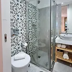 Gorgeous With Great Private Terrace And Ac بورتو