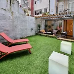 Gorgeous With Great Private Terrace And Ac بورتو