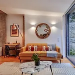 Gorgeous With Great Private Terrace And Ac شقة *