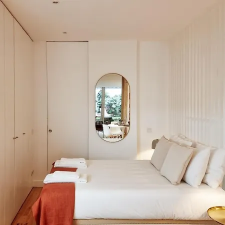 Gorgeous With Great Private Terrace And Ac * Oporto