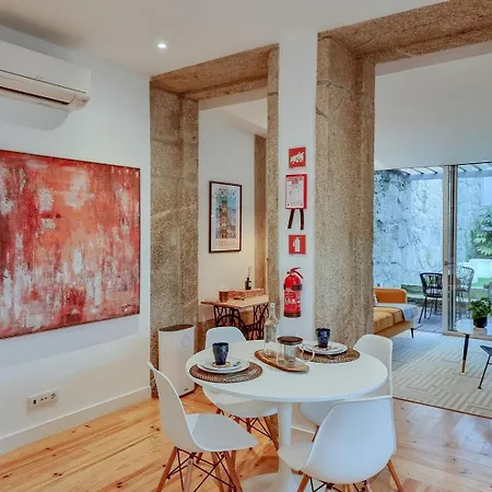 Gorgeous With Great Private Terrace And Ac Oporto