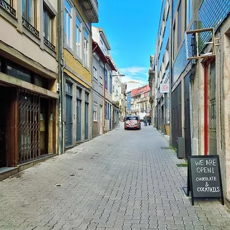 Gorgeous With Great Private Terrace And Ac * Oporto