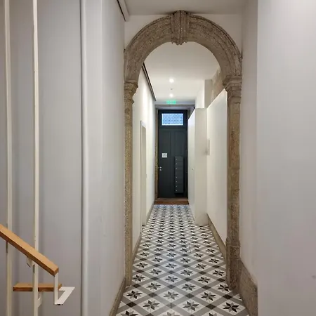 Gorgeous With Great Private Terrace And Ac * Oporto