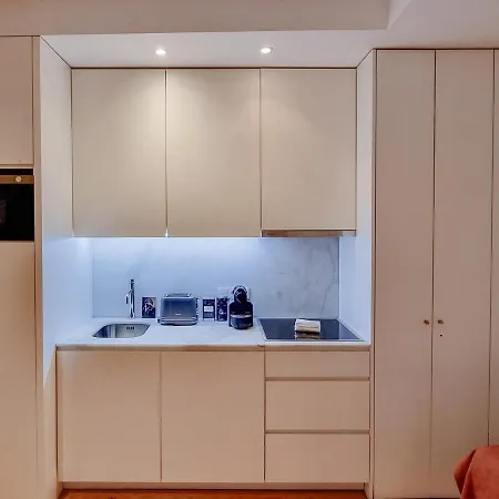 Gorgeous With Great Private Terrace And Ac 波尔图