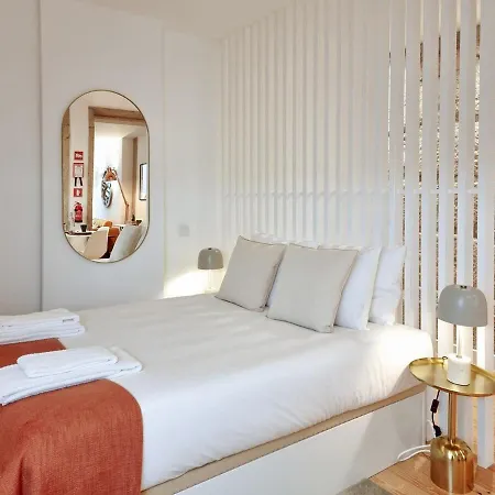 Gorgeous With Great Private Terrace And Ac 포르투