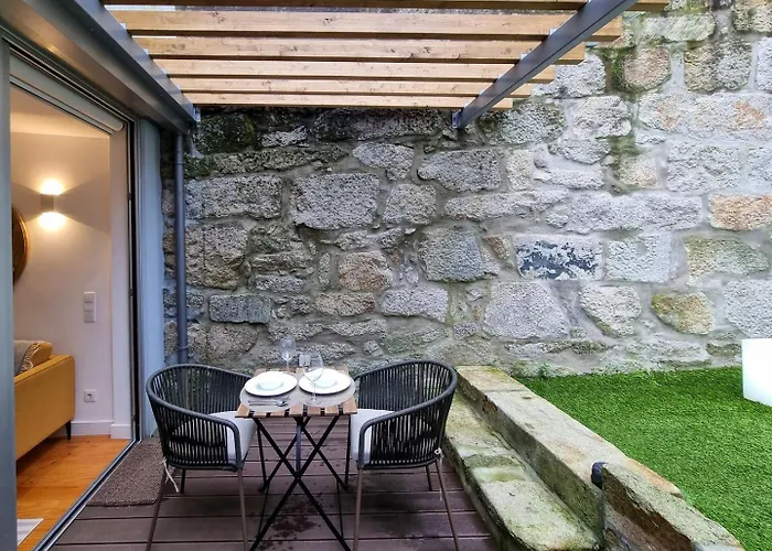 Апартаменты Gorgeous With Great Private Terrace And Ac *